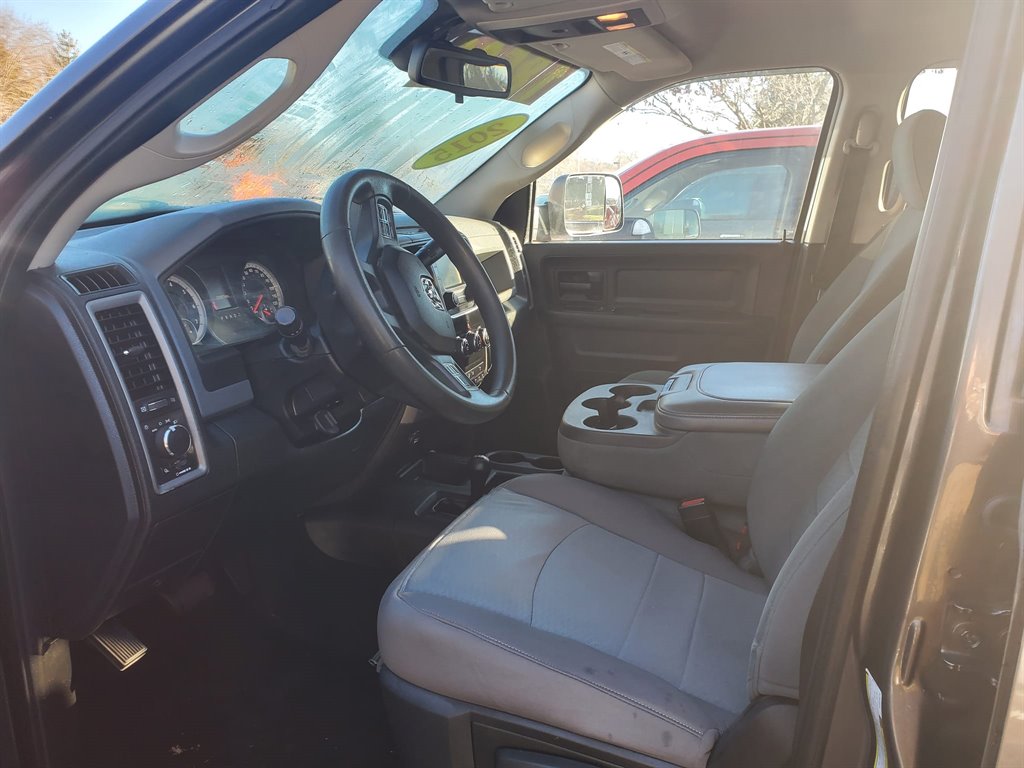 2015 RAM 3500 Tradesman photo