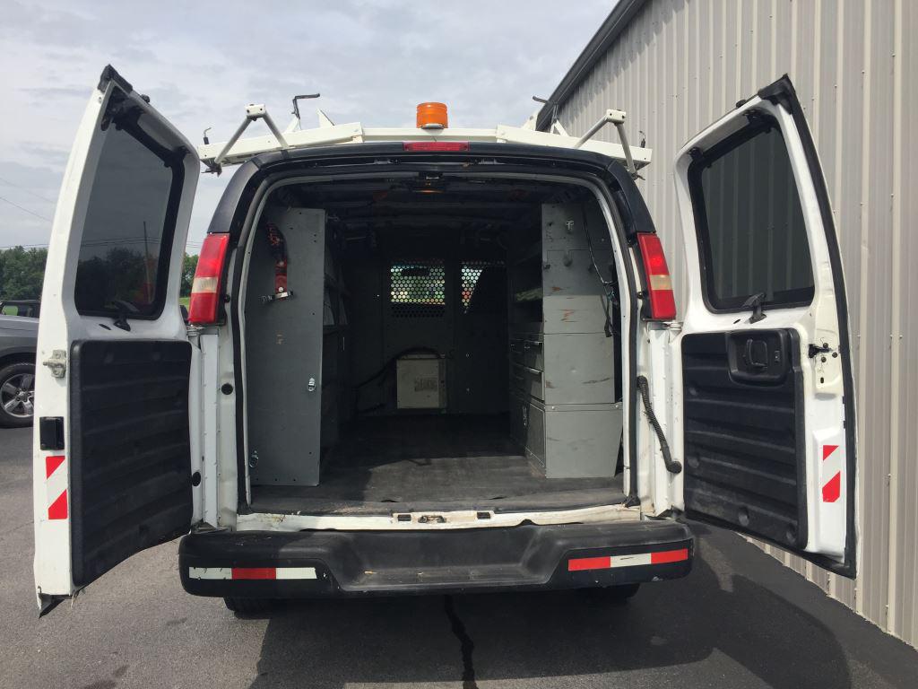2006 GMC Savana 2500 2500 photo