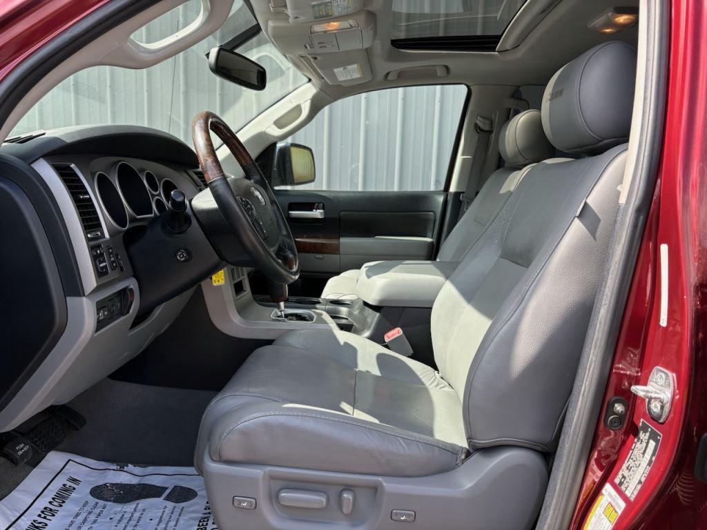 2010 Toyota Tundra Limited photo