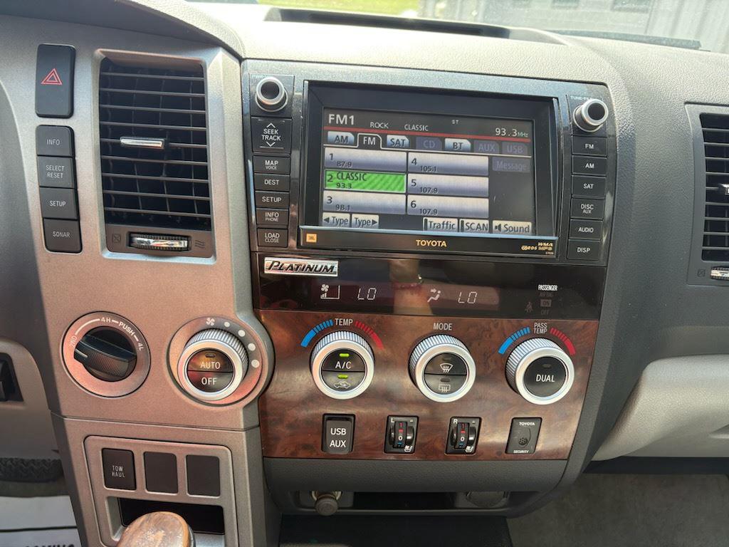 2010 Toyota Tundra Limited photo