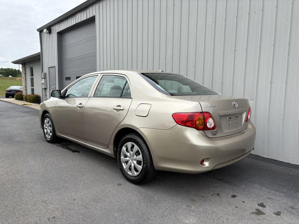2010 Toyota Corolla photo