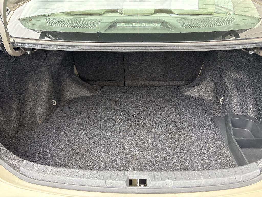 2010 Toyota Corolla photo