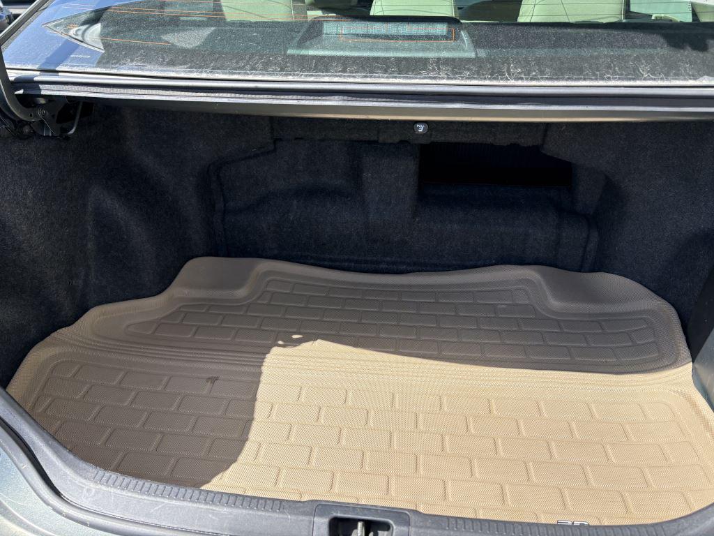2014 Toyota Camry Hybrid LE photo