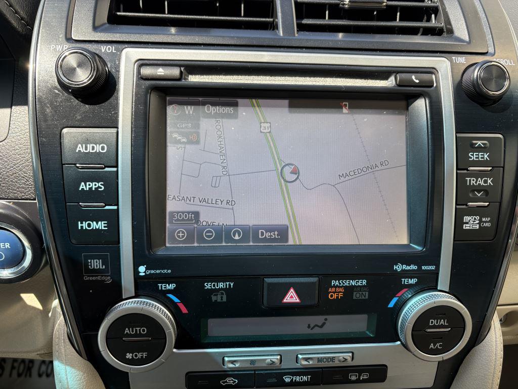 2014 Toyota Camry Hybrid LE photo