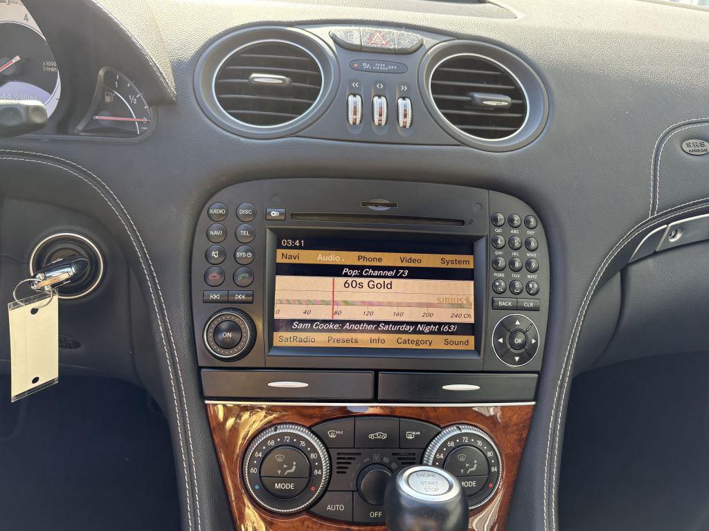 2011 Mercedes-Benz SL-Class SL550 photo