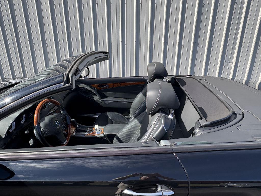 2011 Mercedes-Benz SL-Class SL550 photo