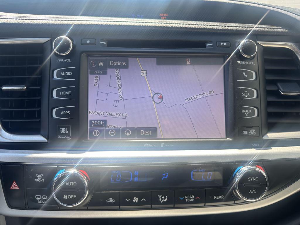 2014 Toyota Highlander - $17,950