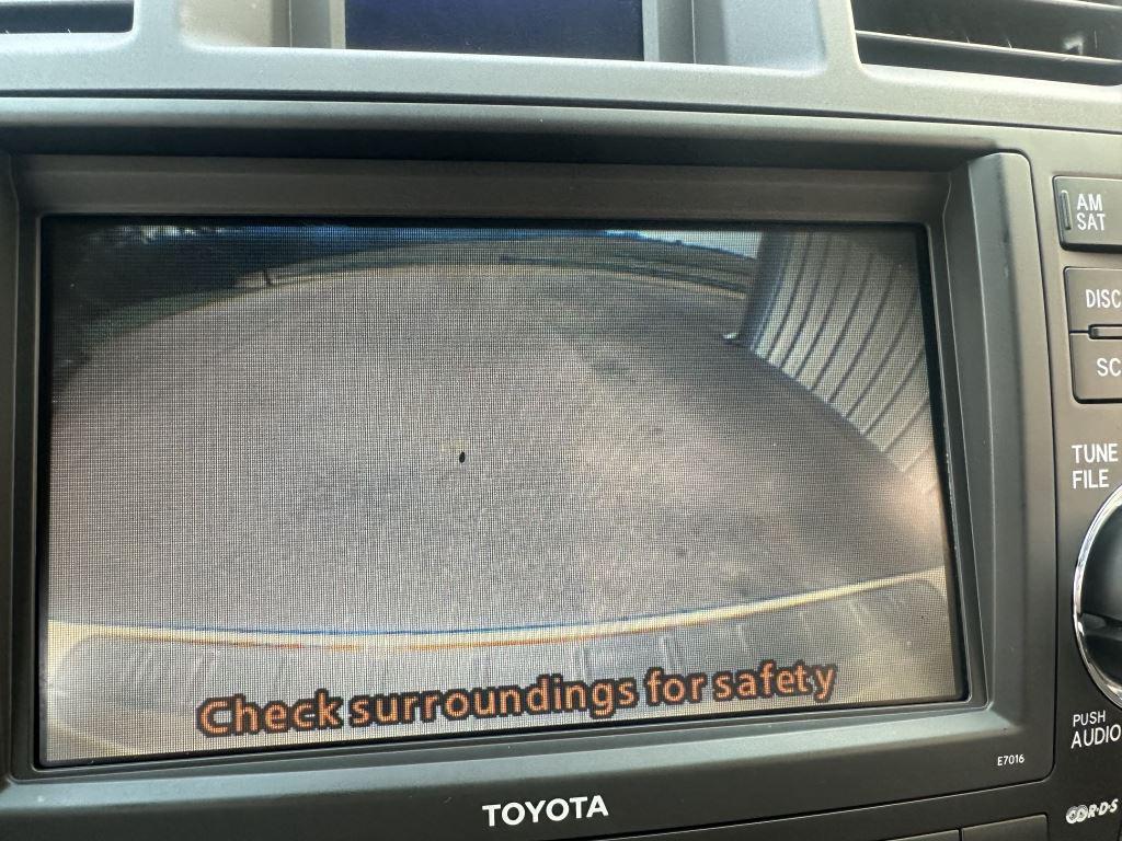 2010 Toyota Highlander - $14,950