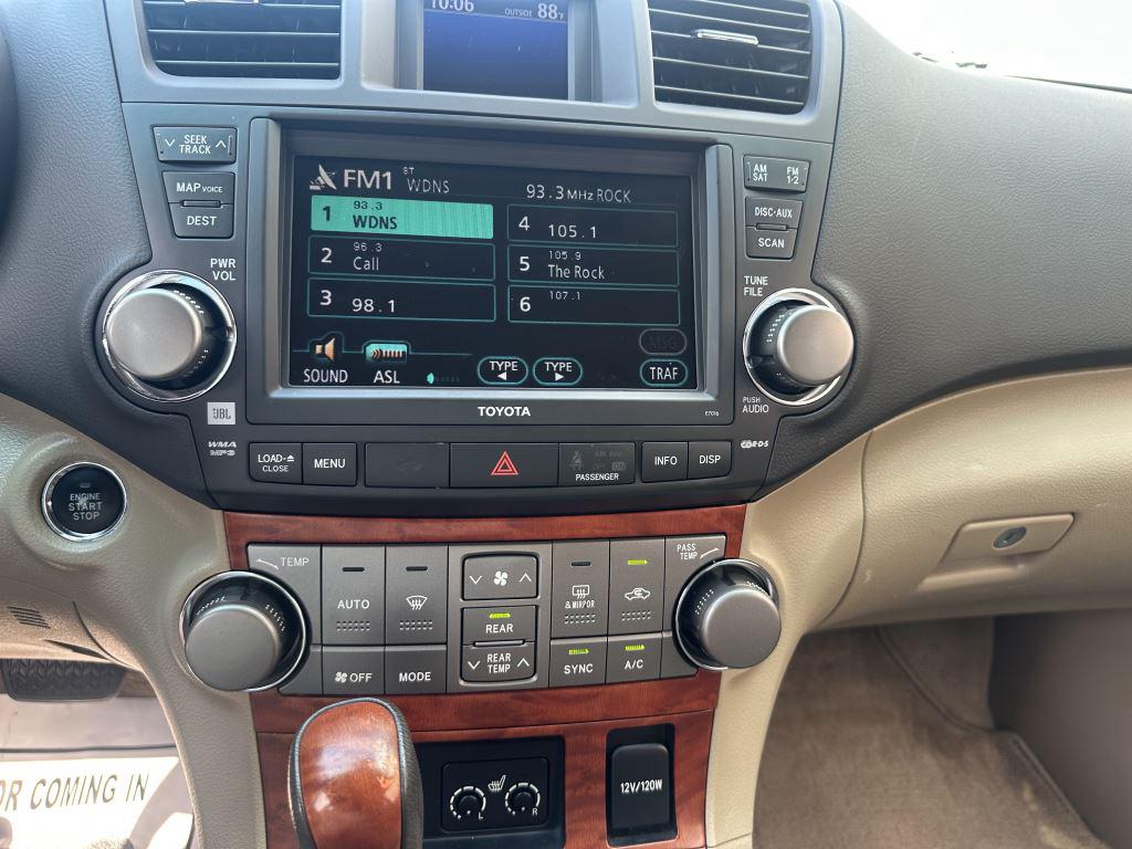 2010 Toyota Highlander - $14,950