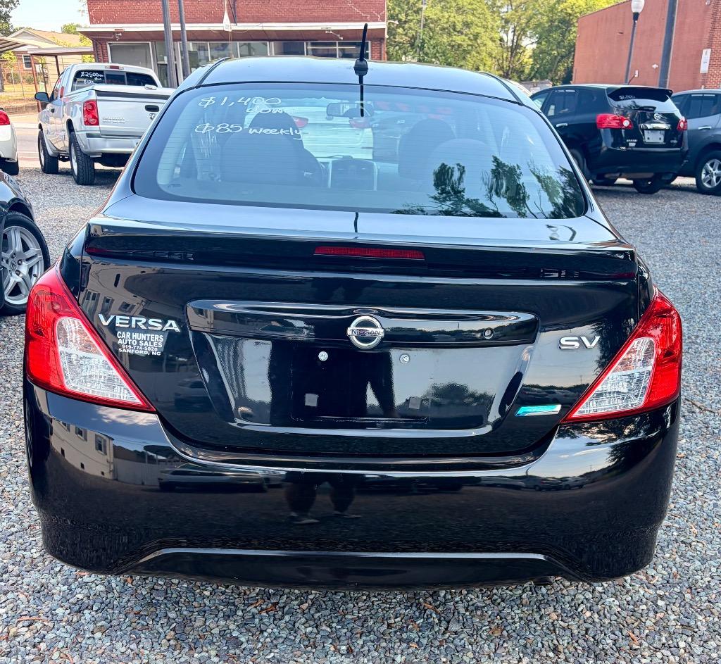 2015 Nissan Versa - $6,999