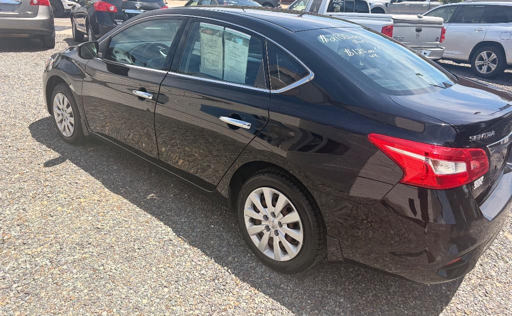 2017 Nissan Sentra - $10,995
