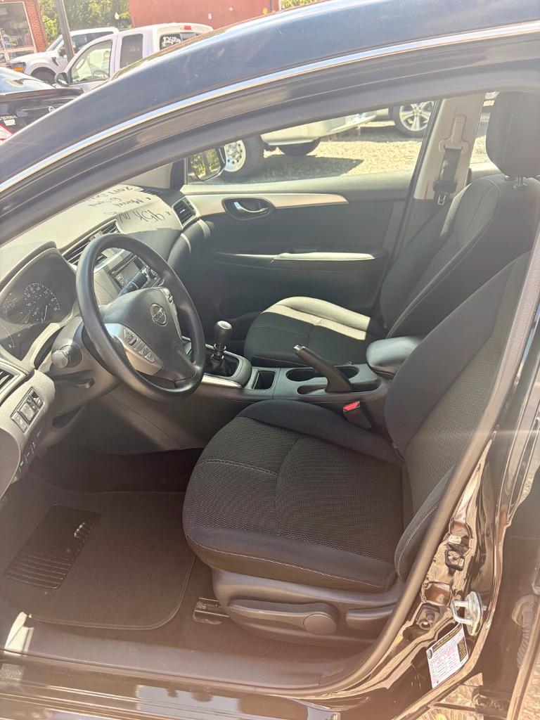 2017 Nissan Sentra - $10,995