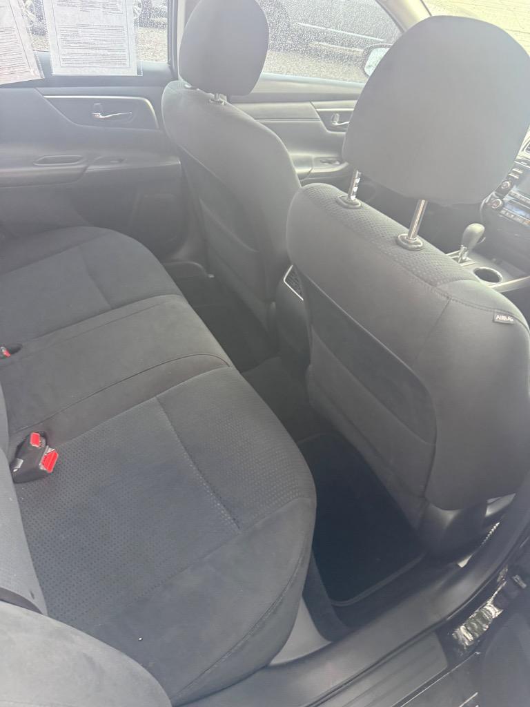 2015 Nissan Altima - $10,995