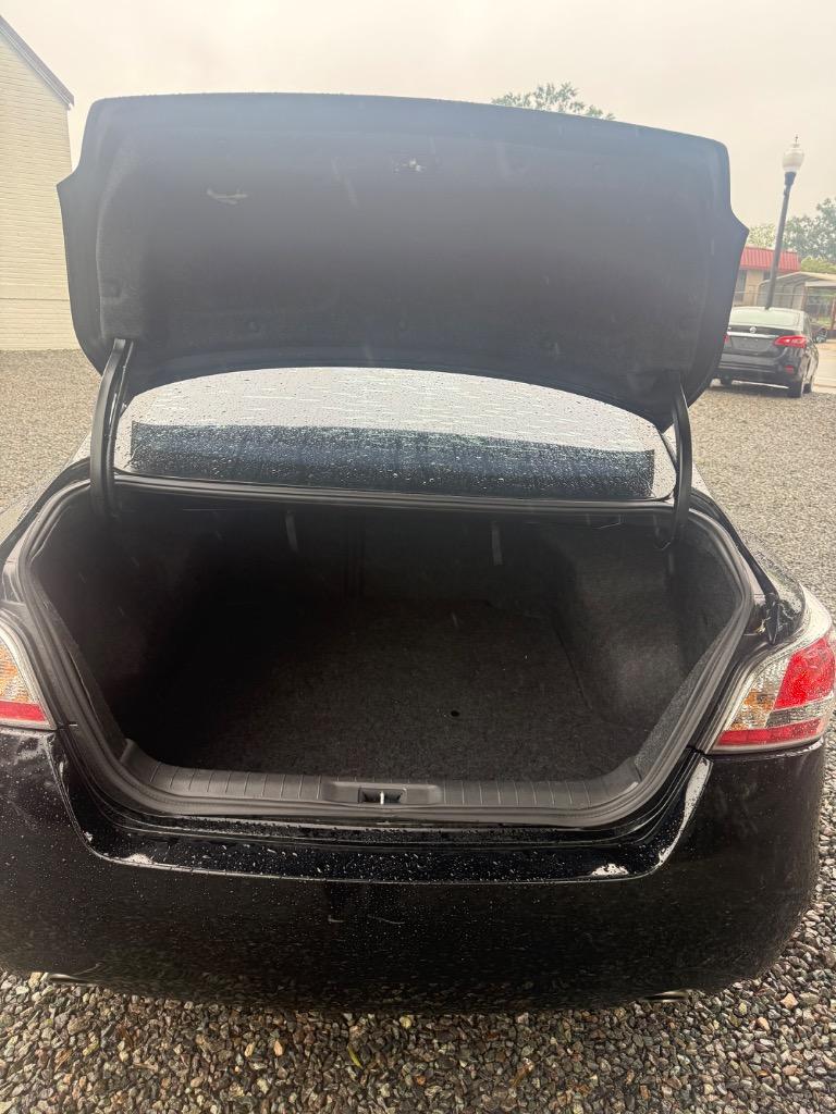 2015 Nissan Altima - $10,995