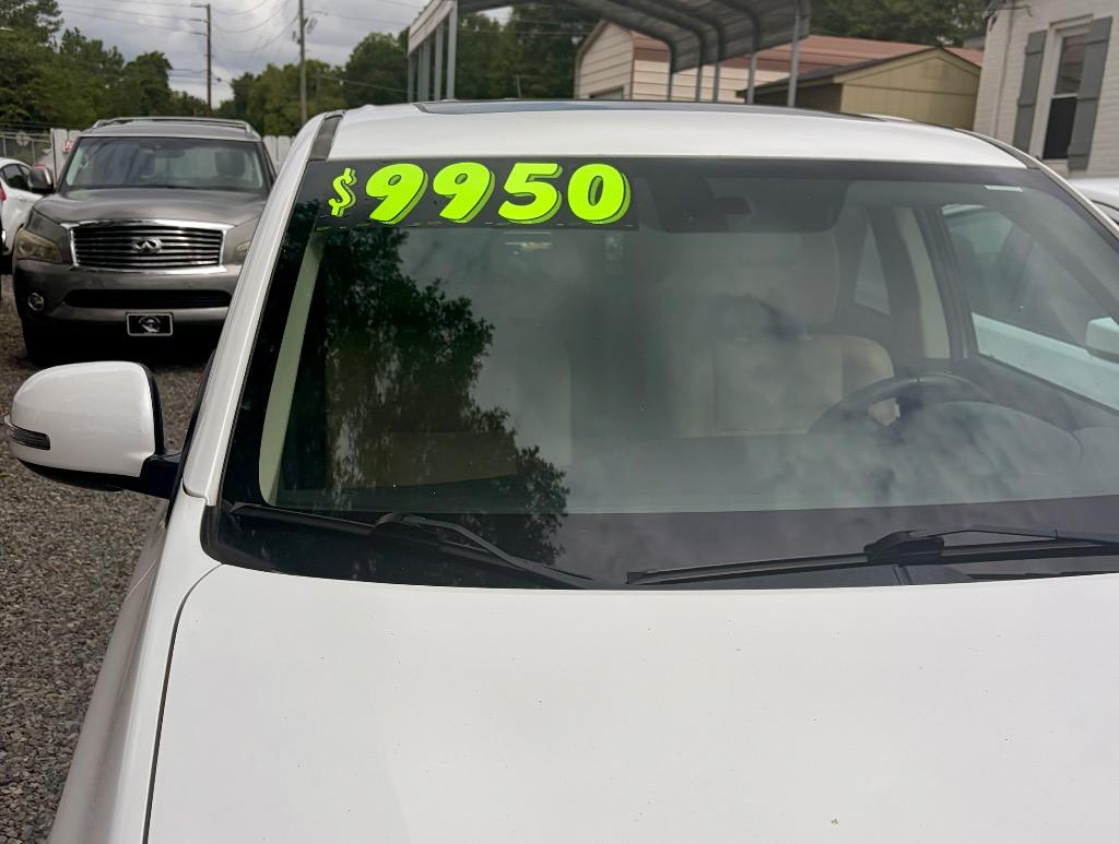 2014 Mitsubishi Outlander - $9,950