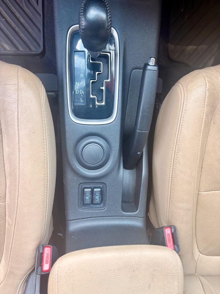 2014 Mitsubishi Outlander - $9,950