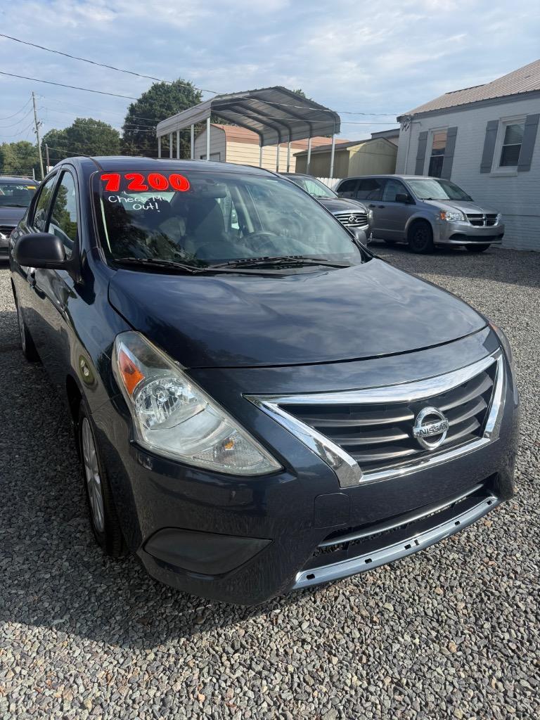 2015 Nissan Versa - $7,200