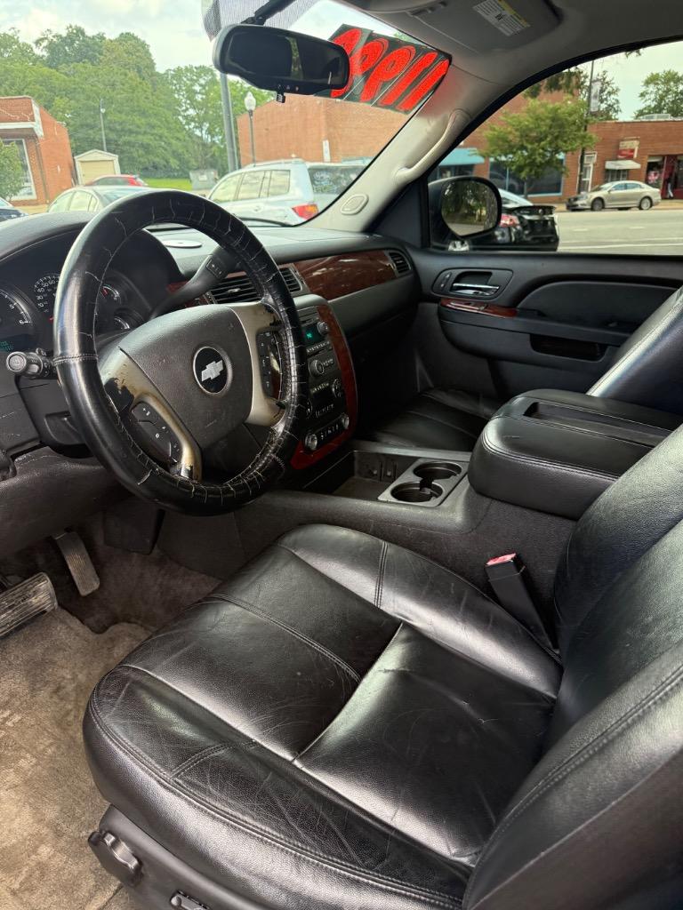 2012 Chevrolet Tahoe - $11,990