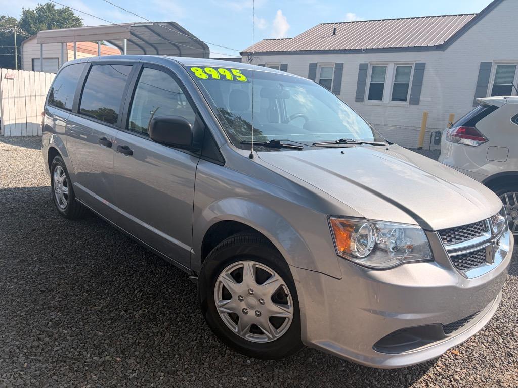 2019 Dodge Grand Caravan - $8,995