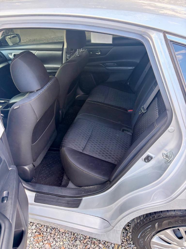 2017 Nissan Altima - $9,850