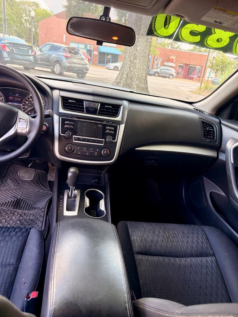 2017 Nissan Altima - $9,850