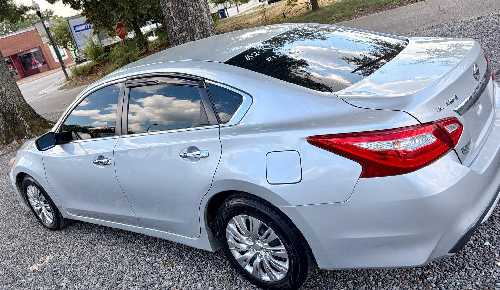 2017 Nissan Altima - $9,850
