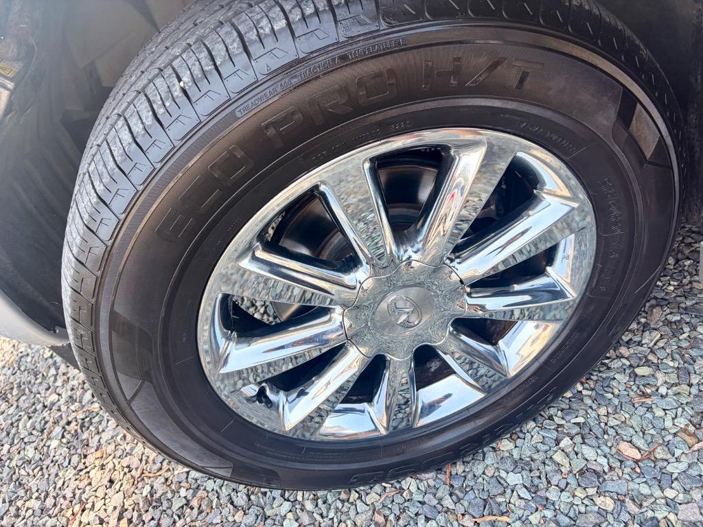 2008 INFINITI Qx56 - $8,788