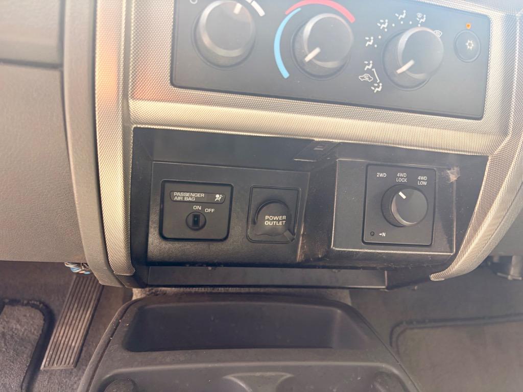 2007 Dodge Dakota - $12,300