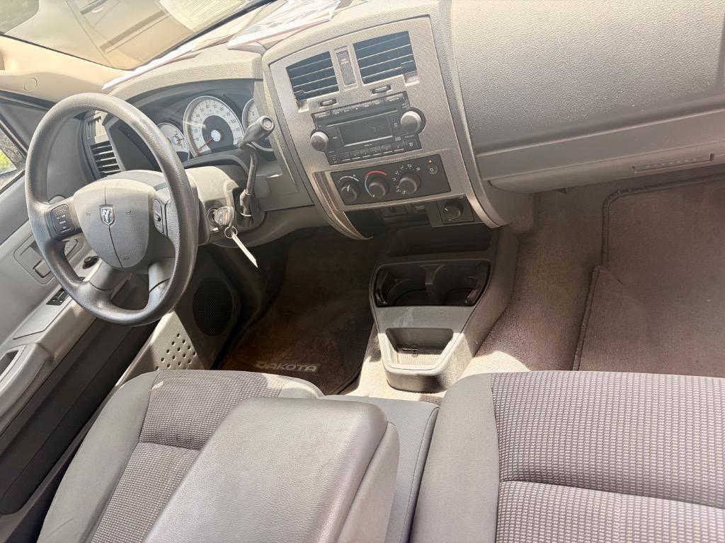2007 Dodge Dakota - $12,300