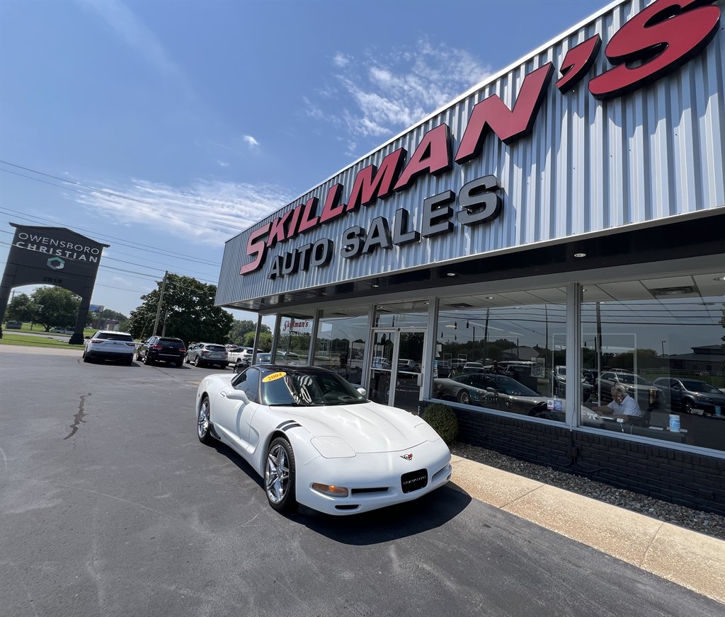 2004 Chevrolet Corvette - $17,995