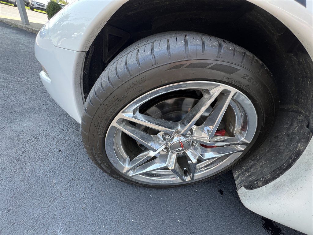 2004 Chevrolet Corvette - $17,995