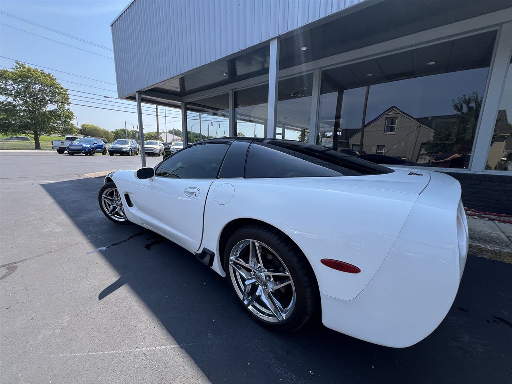 2004 Chevrolet Corvette - $17,995