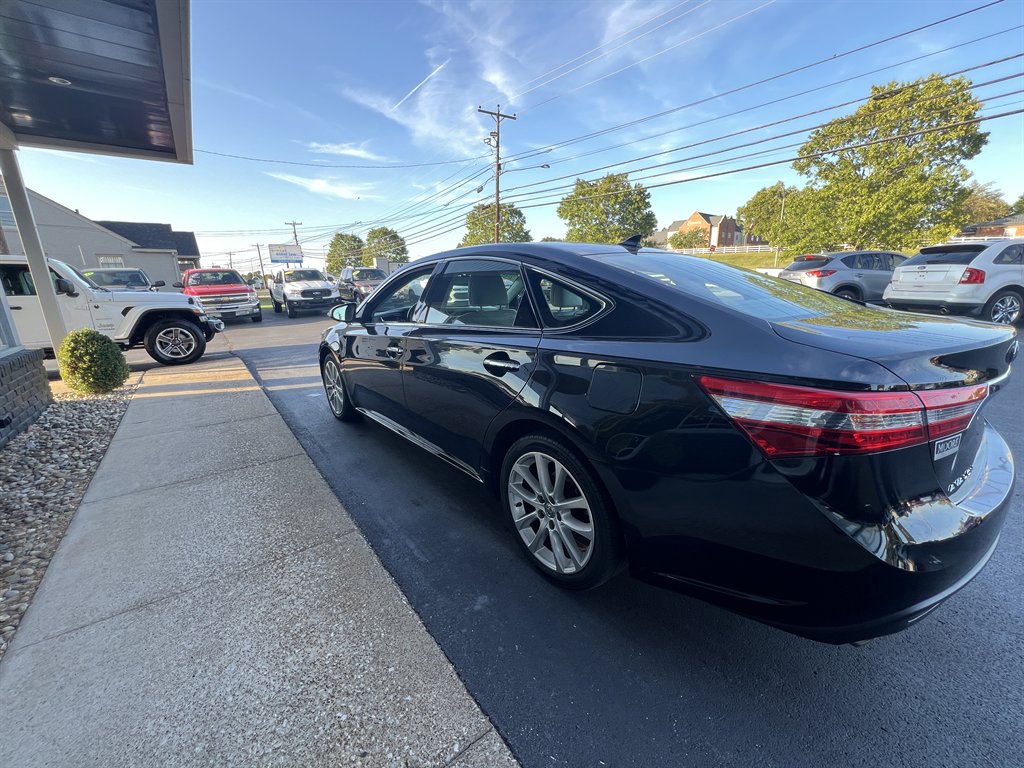 2013 Toyota Avalon - $14,995