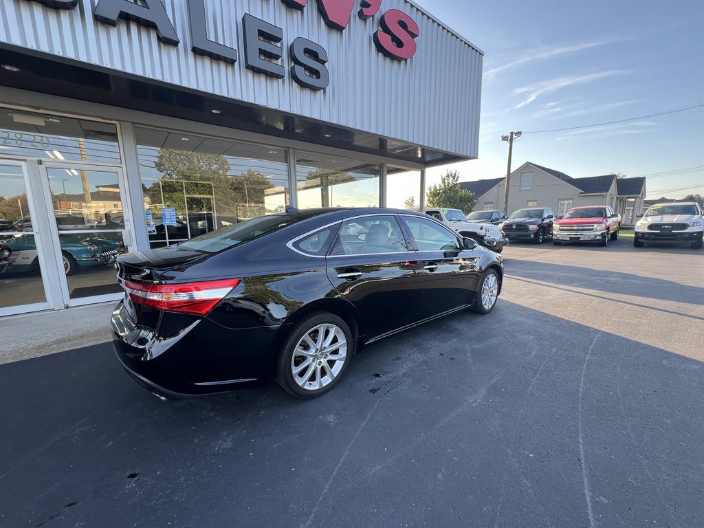 2013 Toyota Avalon - $14,995