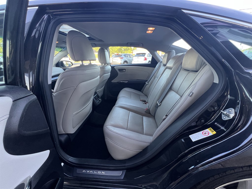 2013 Toyota Avalon - $14,995