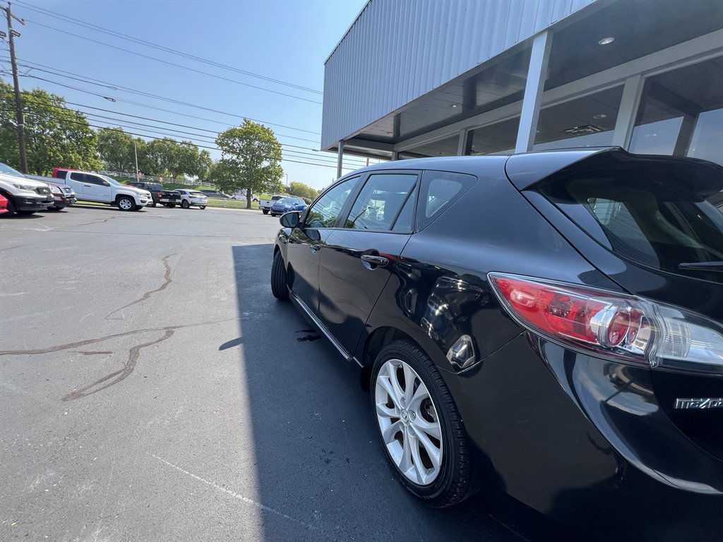 2010 MAZDA MAZDA3 - $8,995