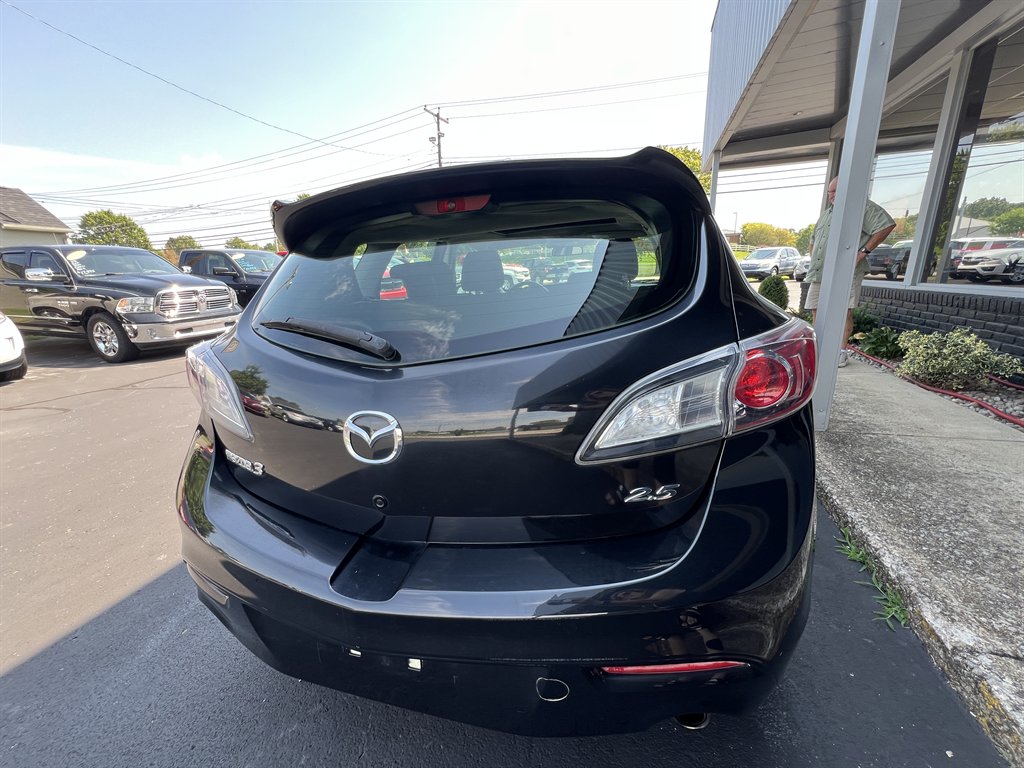 2010 MAZDA MAZDA3 - $8,995