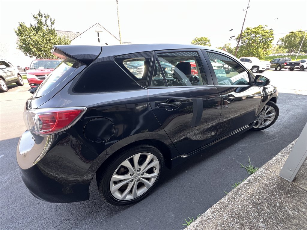 2010 MAZDA MAZDA3 - $8,995