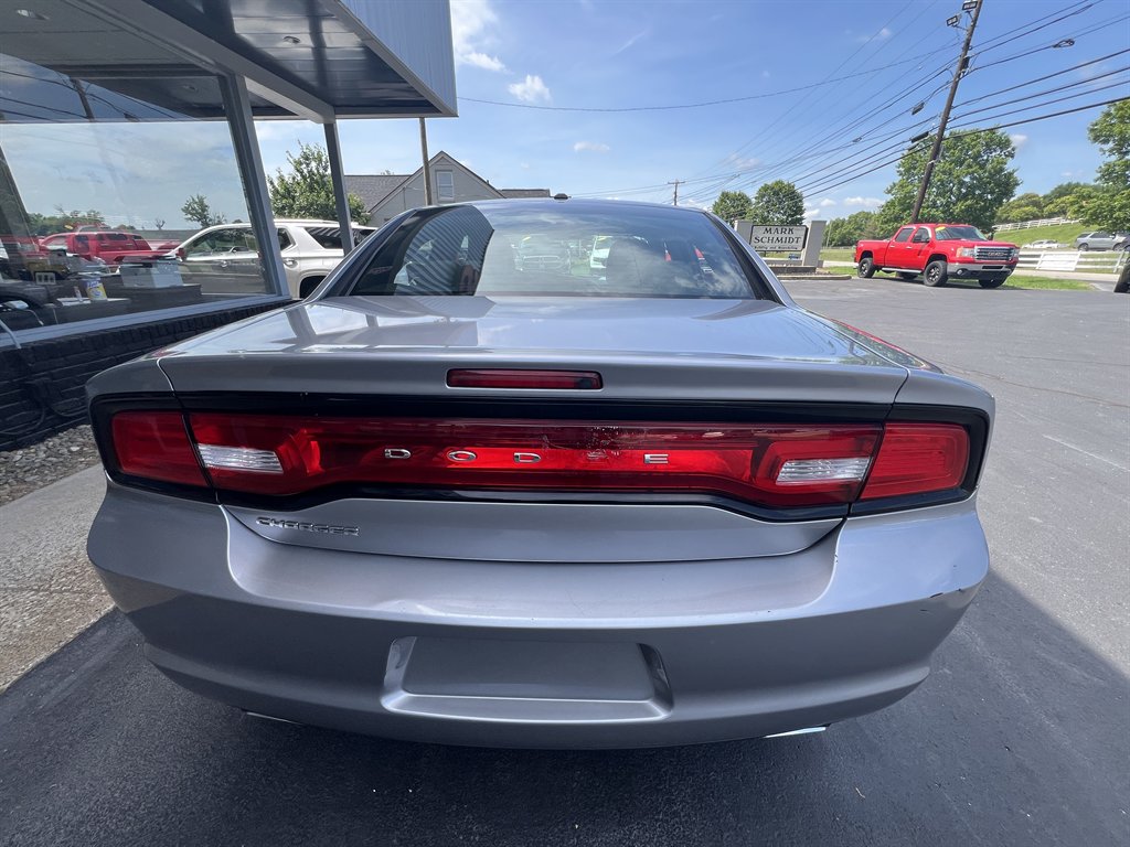 2011 Dodge Charger - $10,995