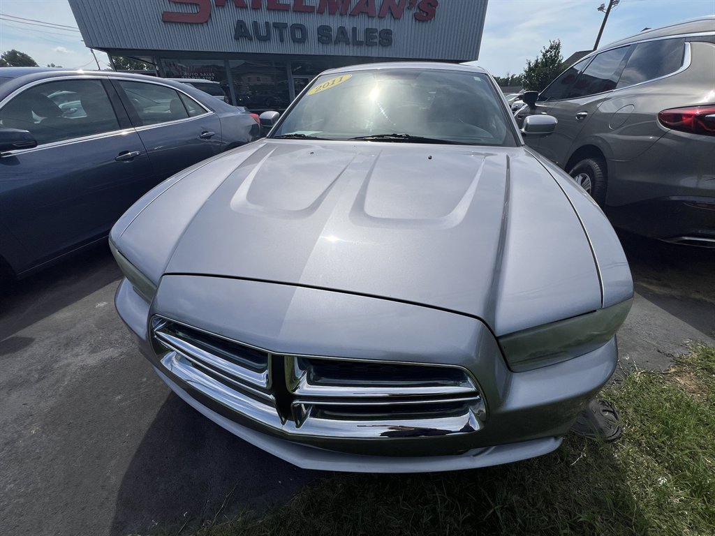 2011 Dodge Charger - $10,995