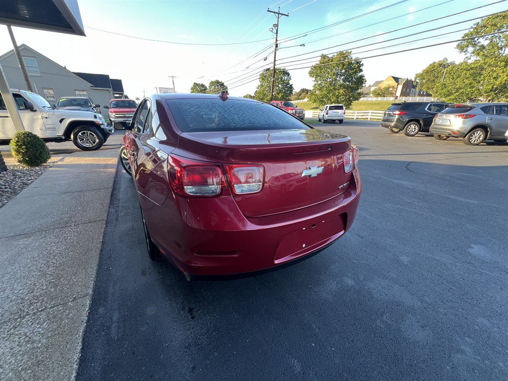 2013 Chevrolet Malibu - $9,995
