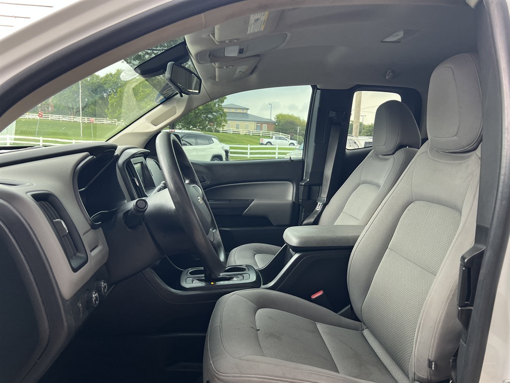 2017 Chevrolet Colorado - $11,995