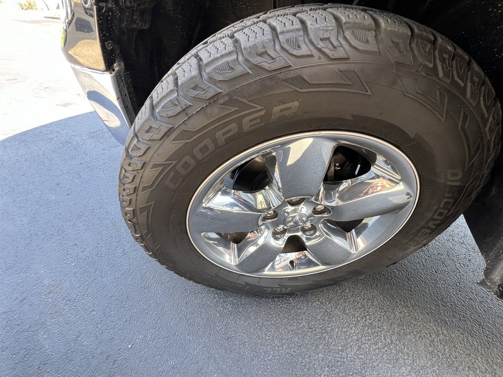 2014 Ram 1500 - $17,995