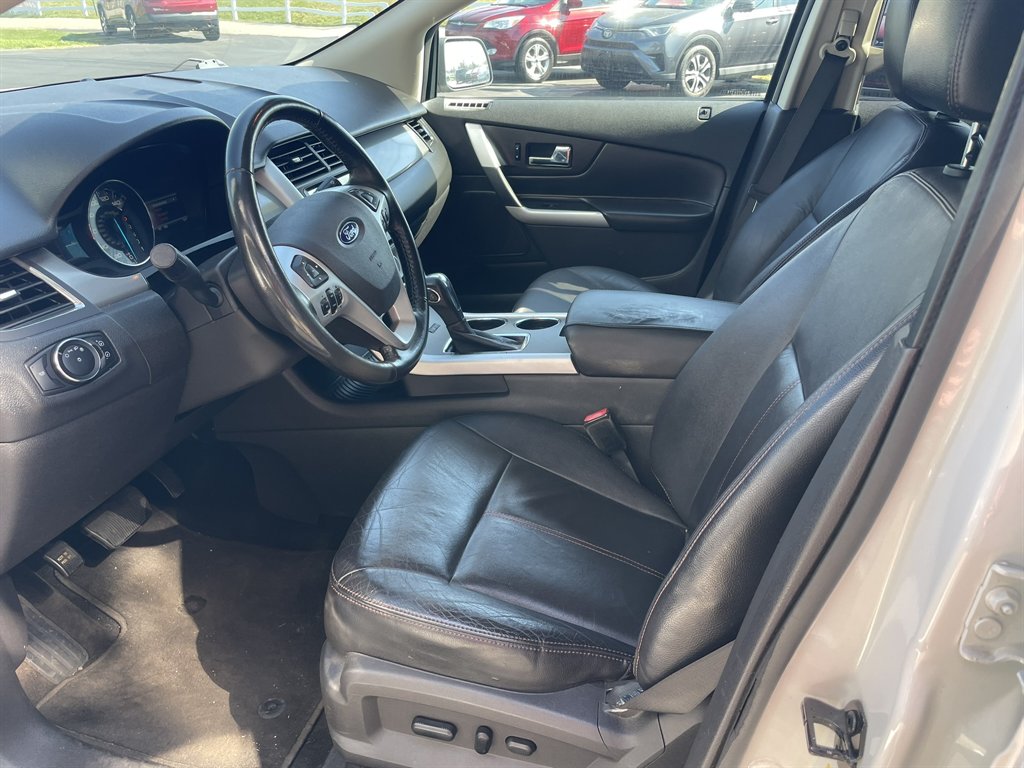 2012 Ford Edge - $10,995