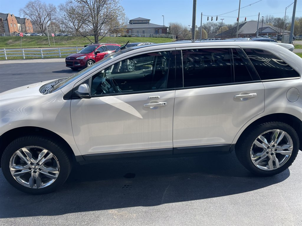 2012 Ford Edge - $10,995