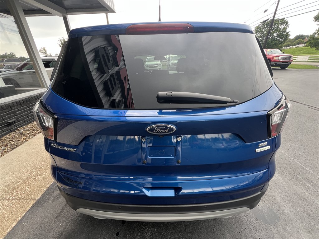 2018 Ford Escape - $9,995