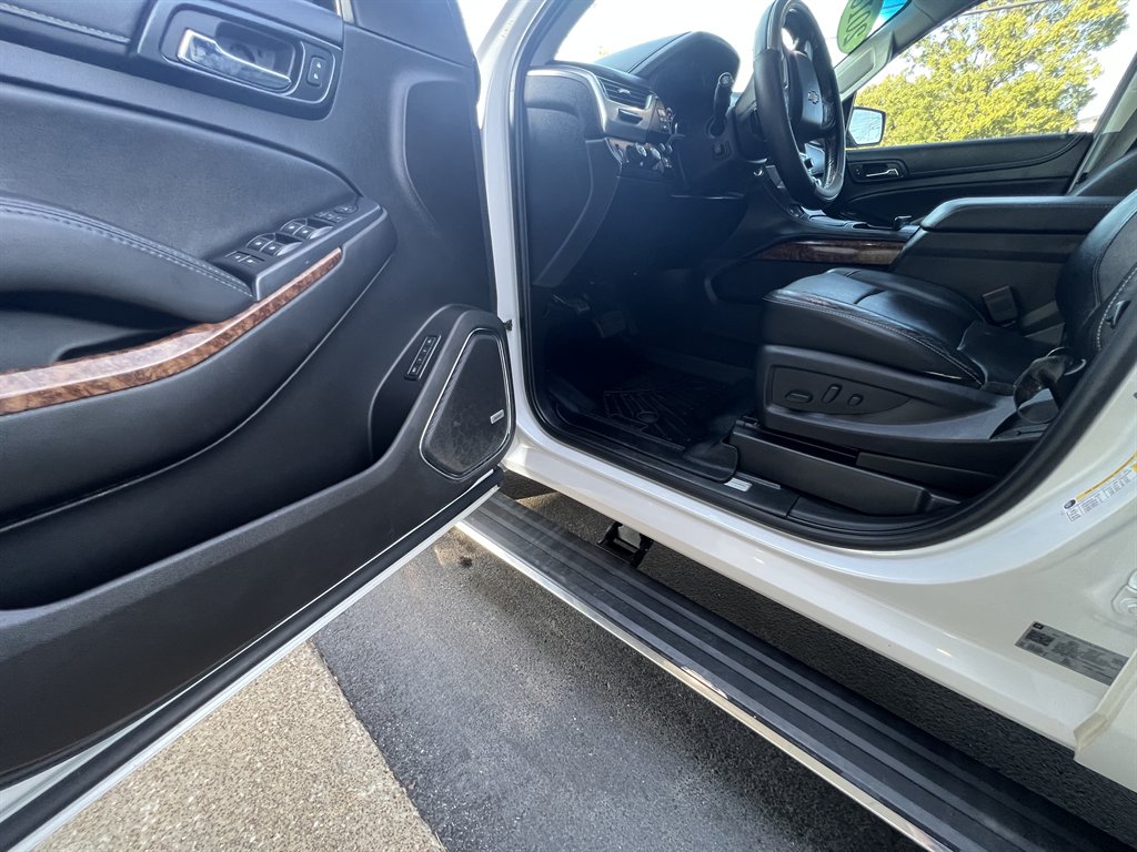 2018 Chevrolet Suburban - $23,995