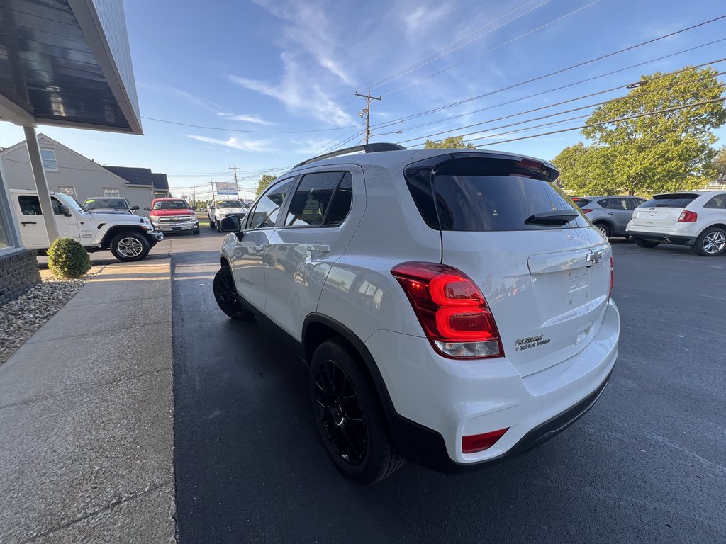 2022 Chevrolet Trax - $16,995