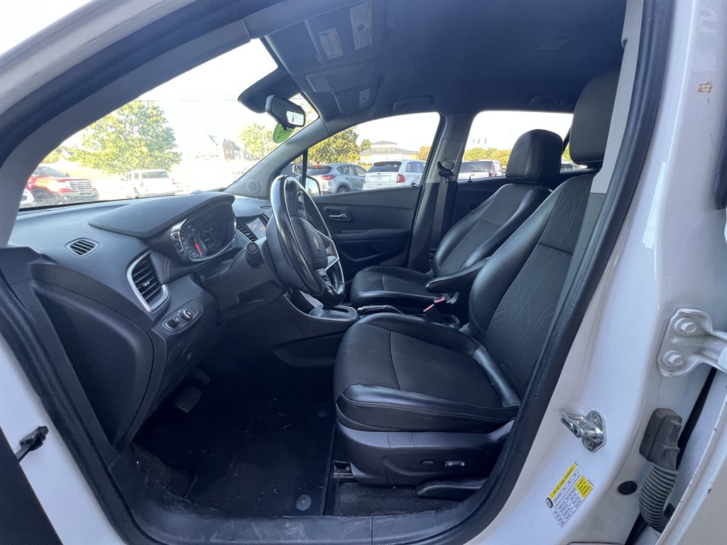 2022 Chevrolet Trax - $16,995