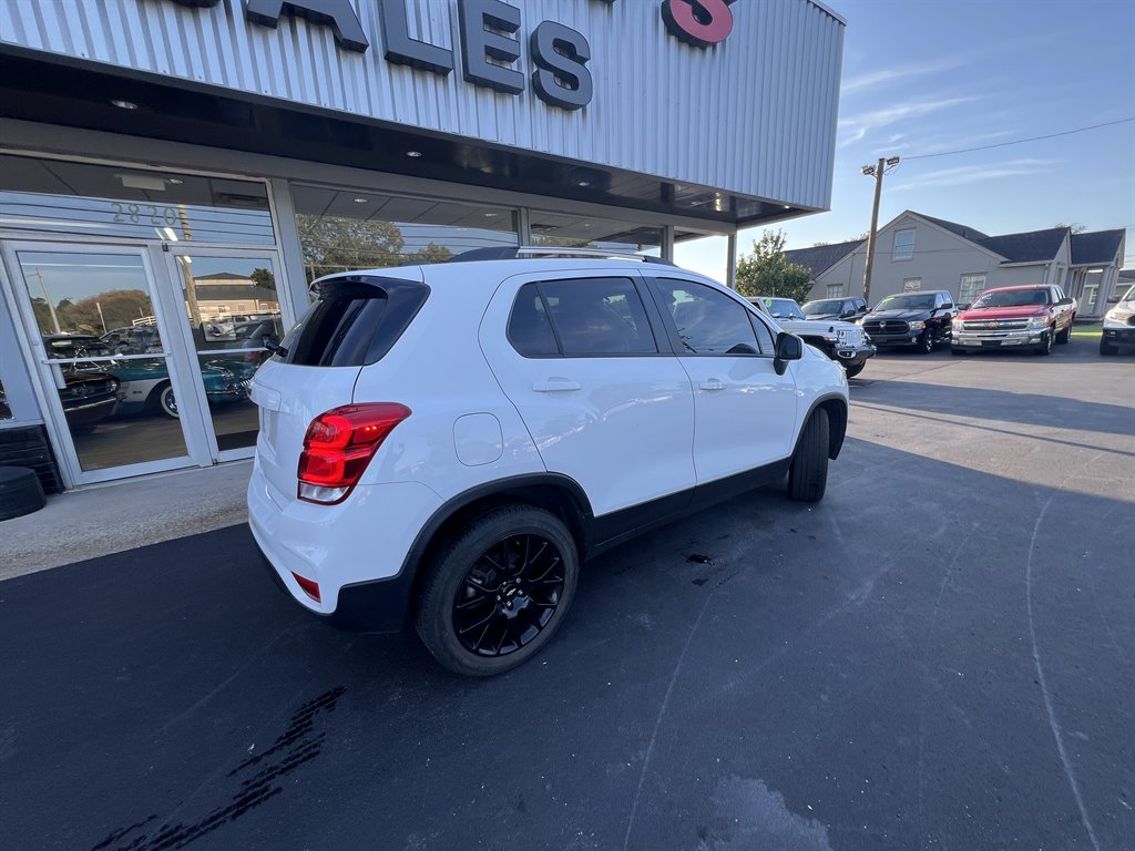 2022 Chevrolet Trax - $16,995